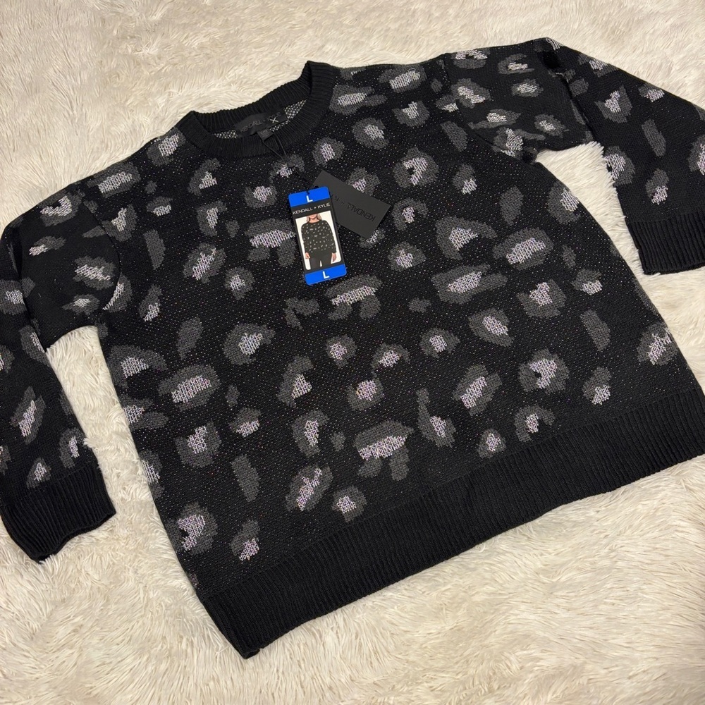 Kendall + Kylie Leopard Print Sweater Black/Silver/Grey Sz Large Nwt — image 3 of 8